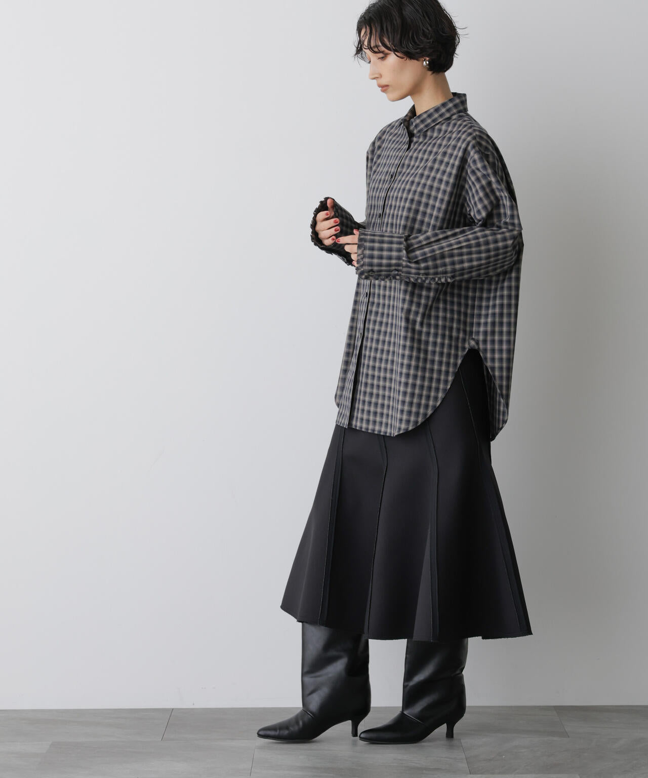 「STEVELOUR」ダンボールシェルスカート