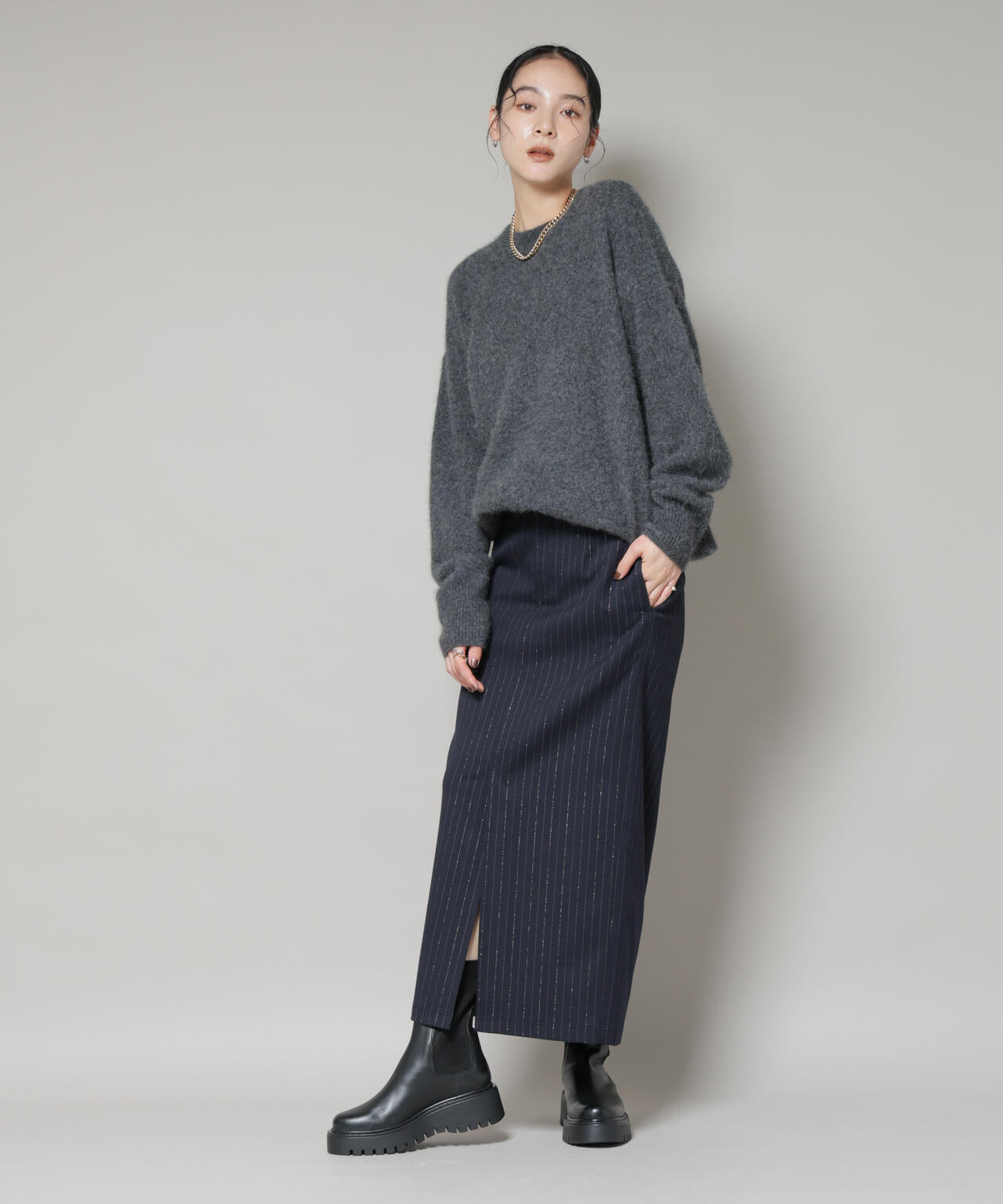 ラメストライプスーチングIラインスカート