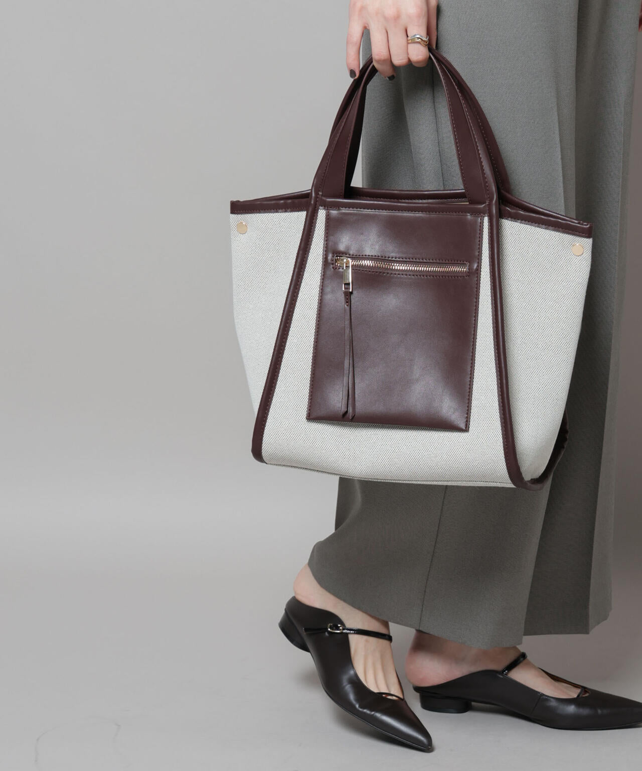 キャンバス×フェイクレザーポケットバッグ | NANO universe（ナノ