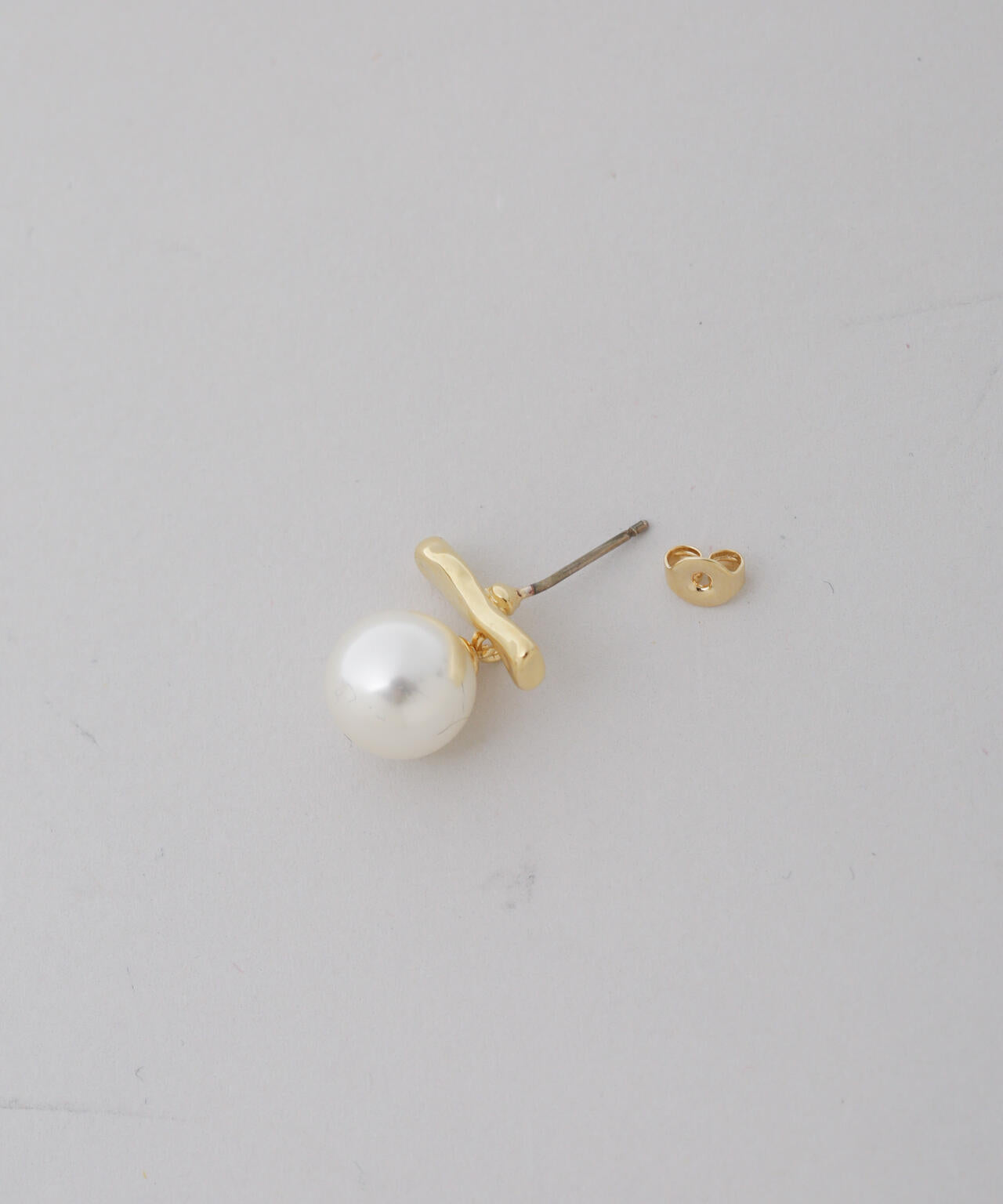 バー&イミテーションパールピアス