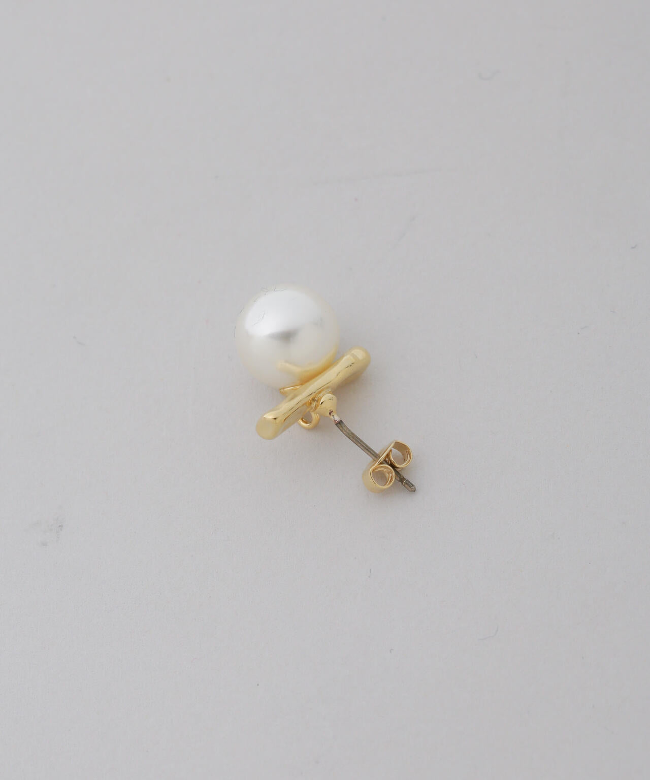 バー&イミテーションパールピアス