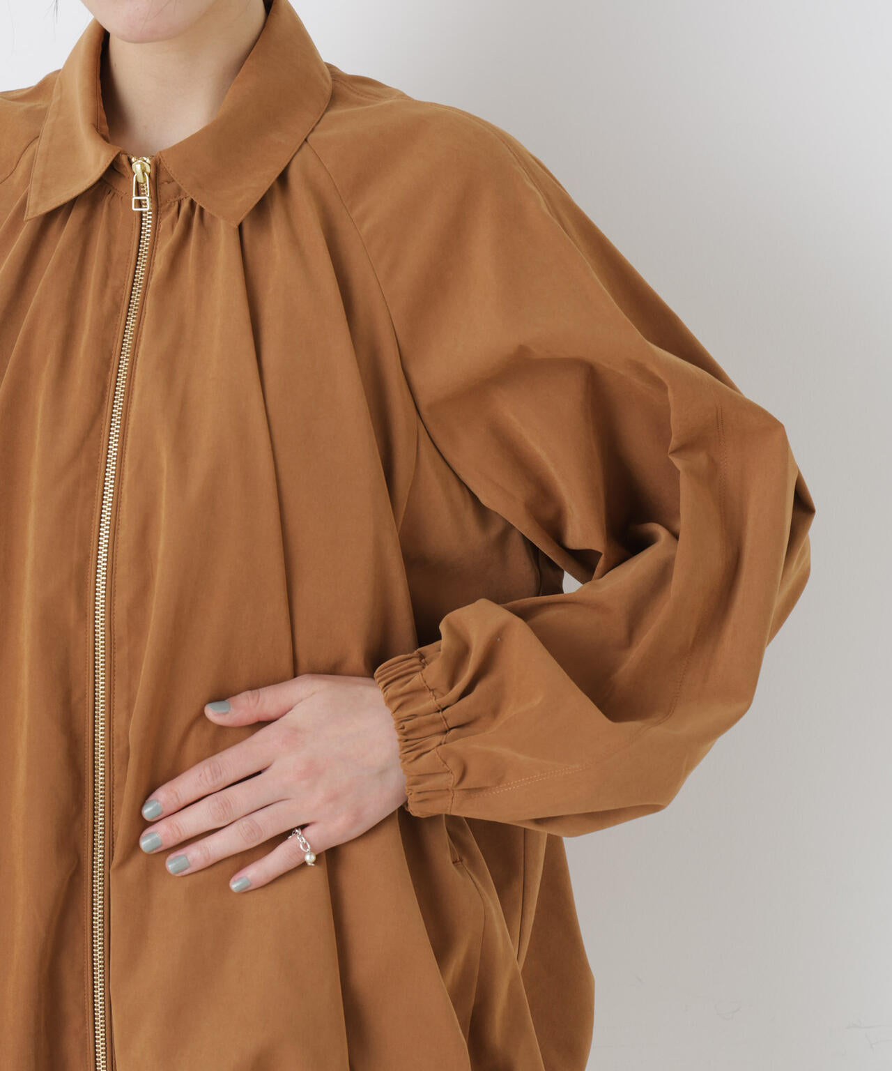 ライトスエードギャザーバルーンブルゾン