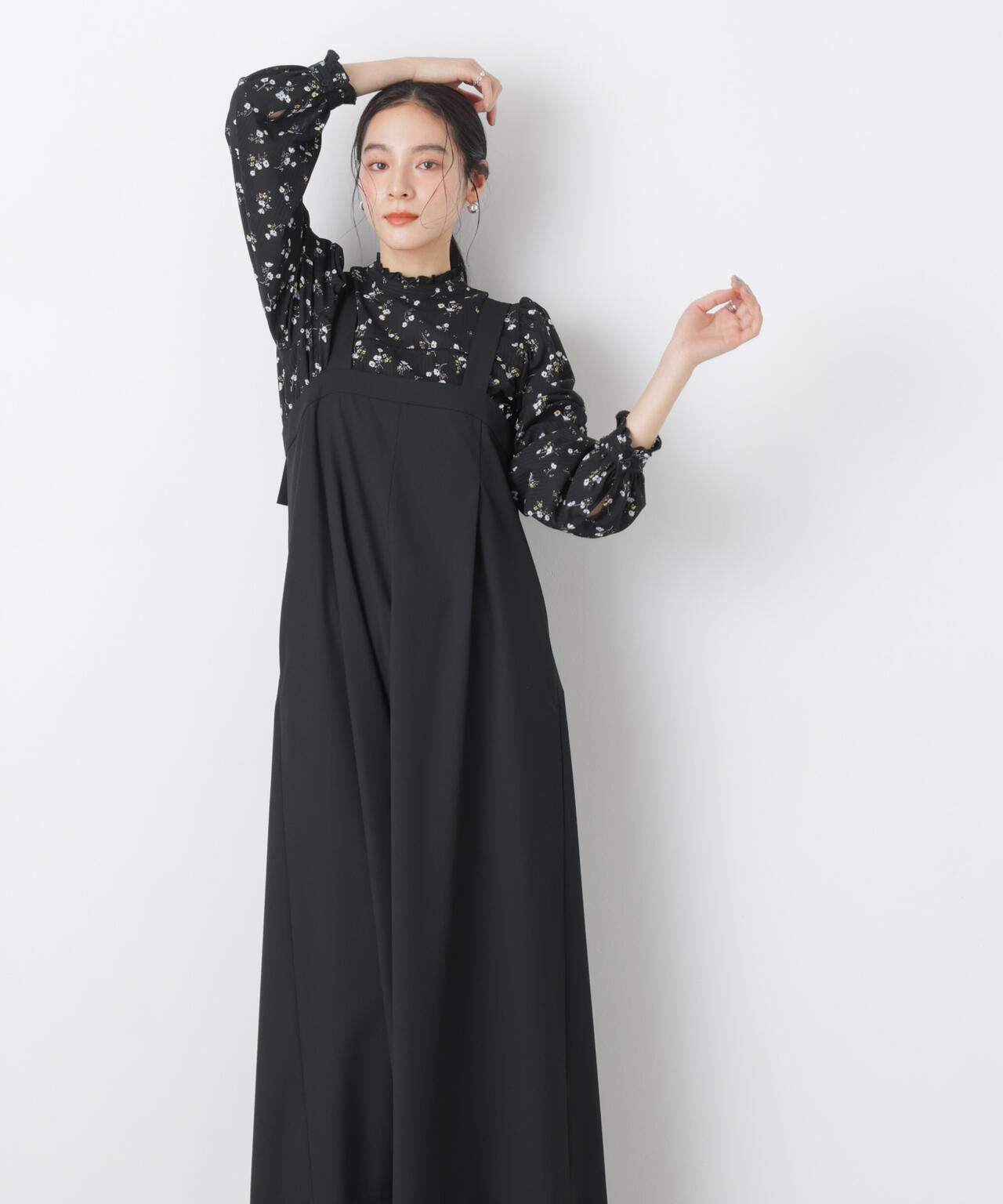 ワイドフレアサロペット