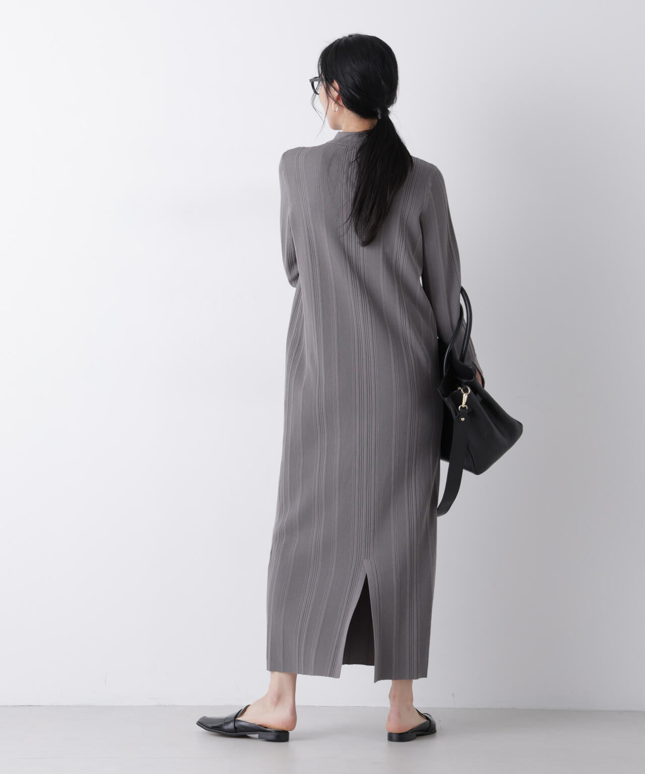 衿付きランダムリブニットワンピース