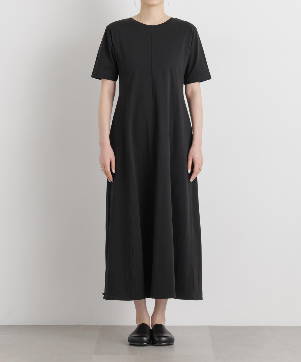 バッククロスフレアワンピース