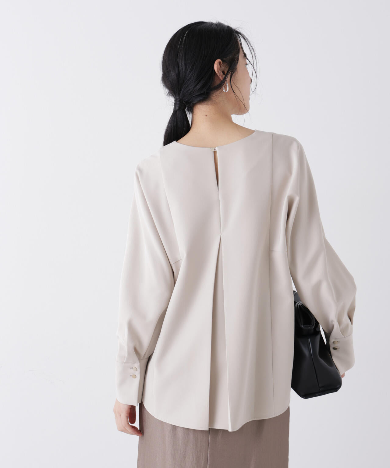 デイリーファンクション Vネックブラウス(セットアップ可)