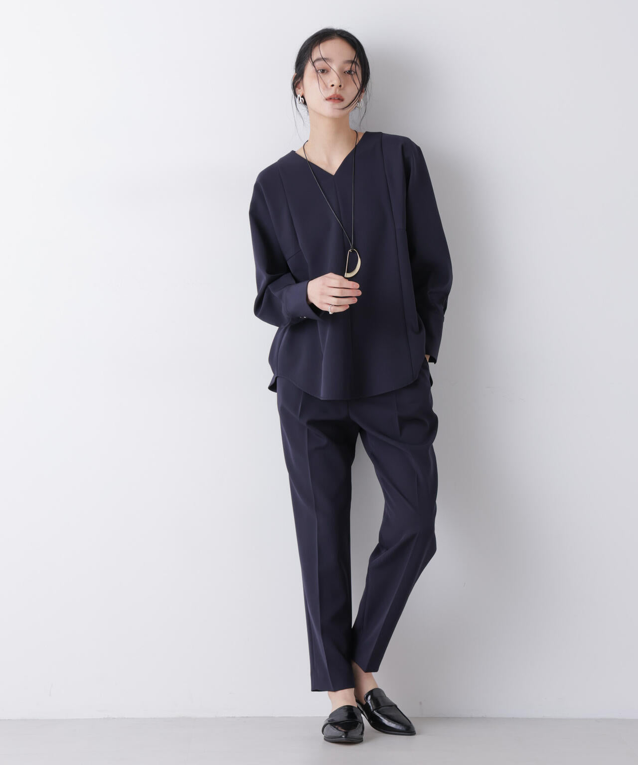 デイリーファンクション Vネックブラウス(セットアップ可)