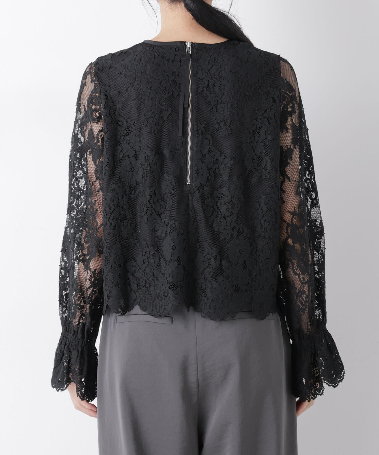 レーススカラップブラウス