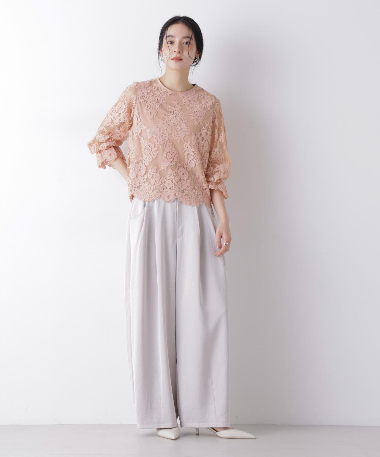 レーススカラップブラウス