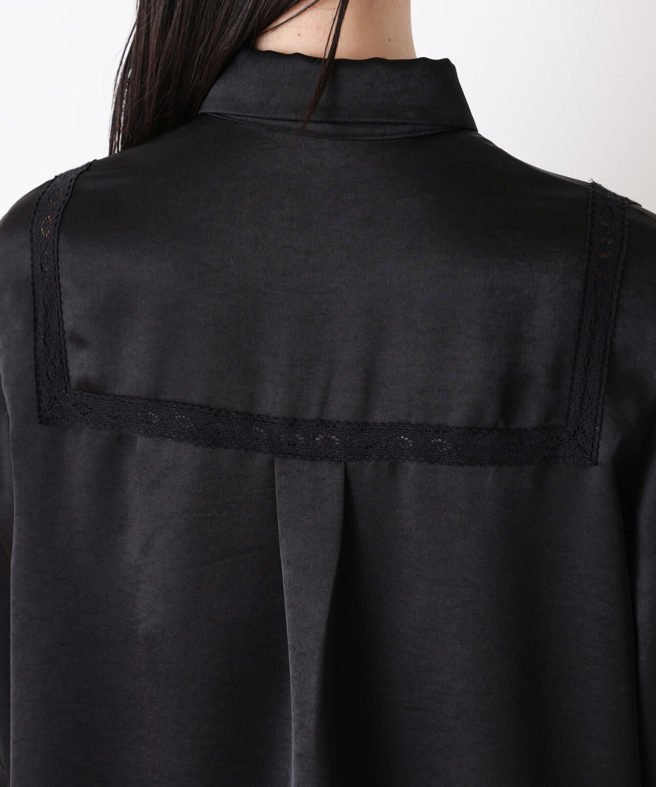 「STEVELOUR」サテンレーストリミングブラウス(セットアップ可)