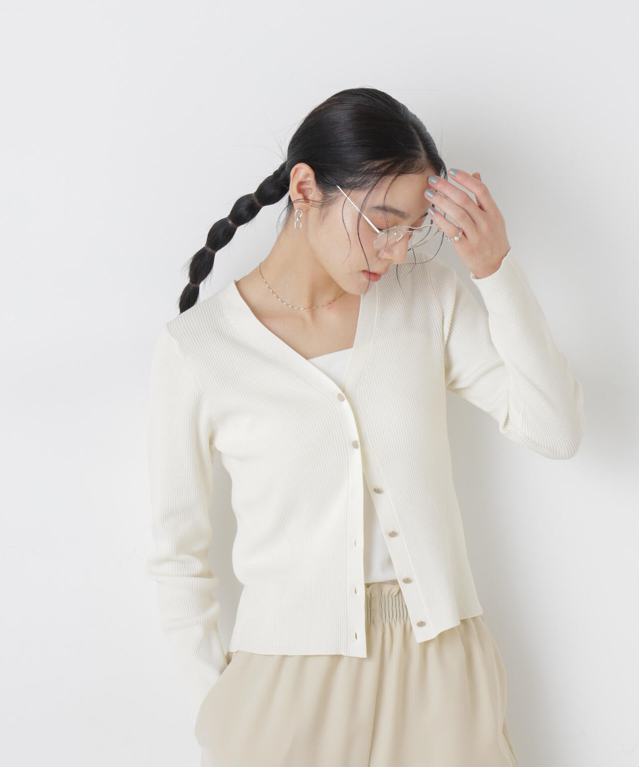 ウォッシャブルハイツイストVネックリブカーディガン