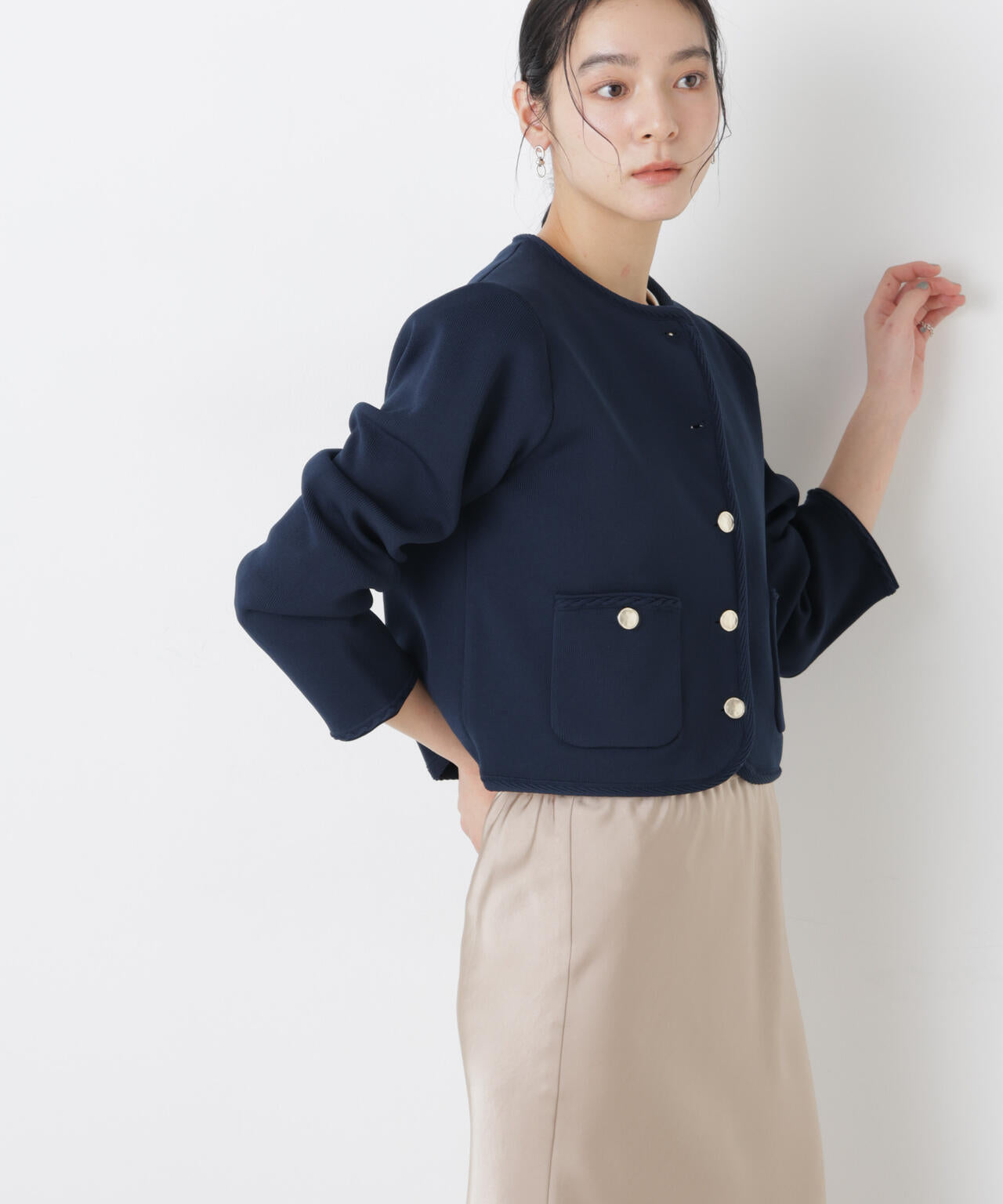 ゴールドボタンニットジャケット