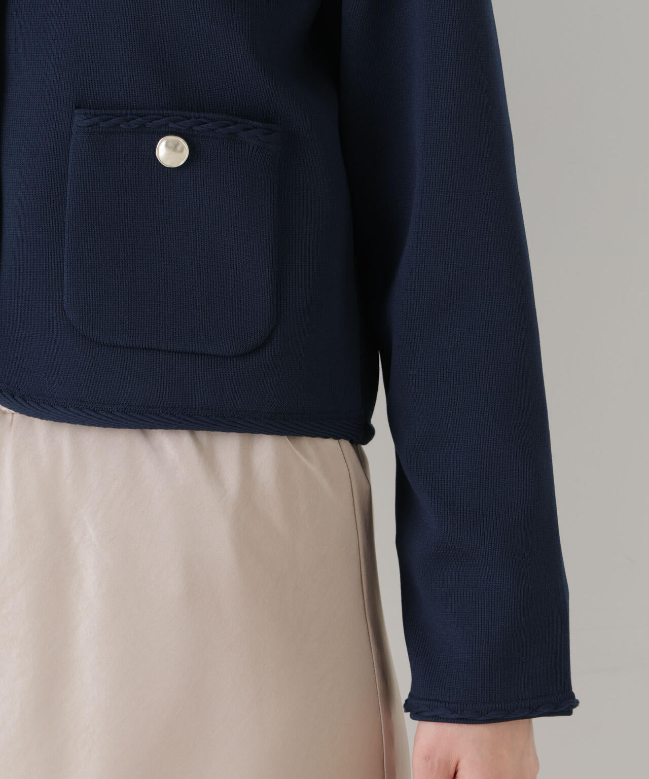 ゴールドボタンニットジャケット