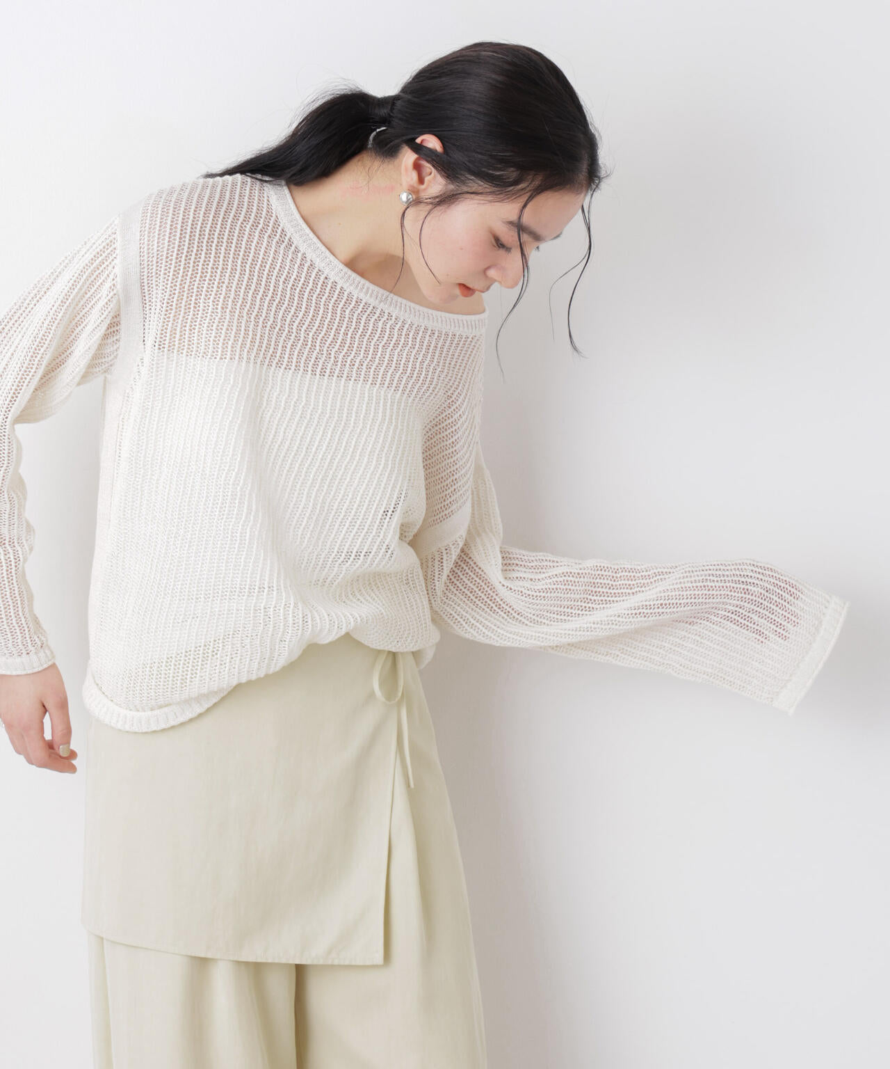 リネン混テープヤーンメッシュワイドニット