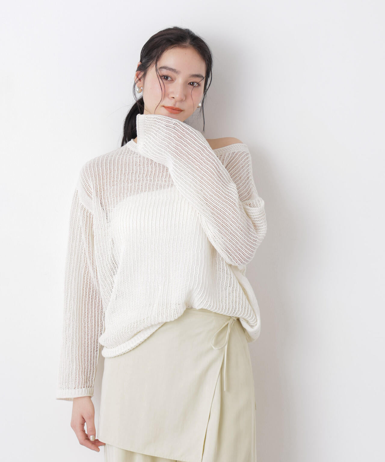 リネン混テープヤーンメッシュワイドニット