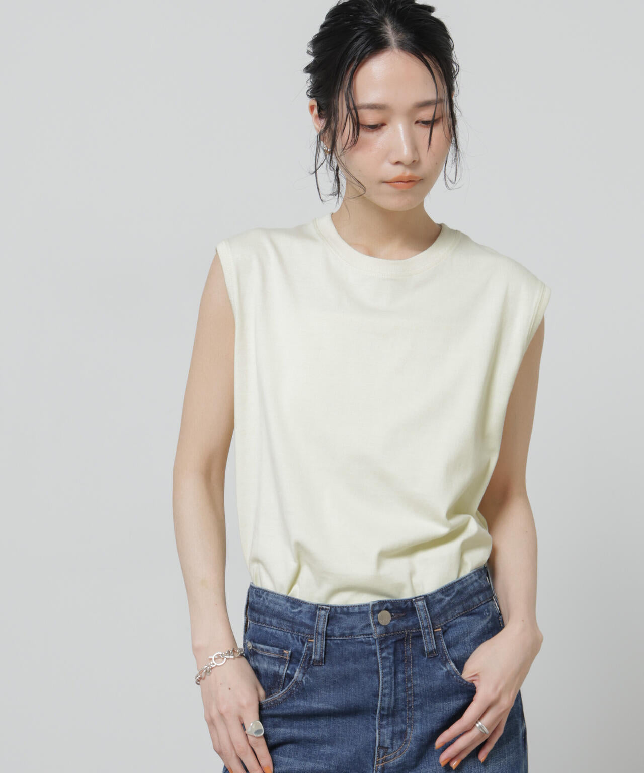 Anti Soaked(R) 汗染み防止カラフルノースリTシャツ