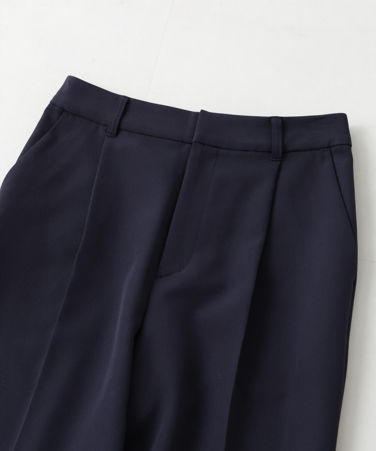 デイリーファンクション タックテーパードパンツ(セットアップ可)