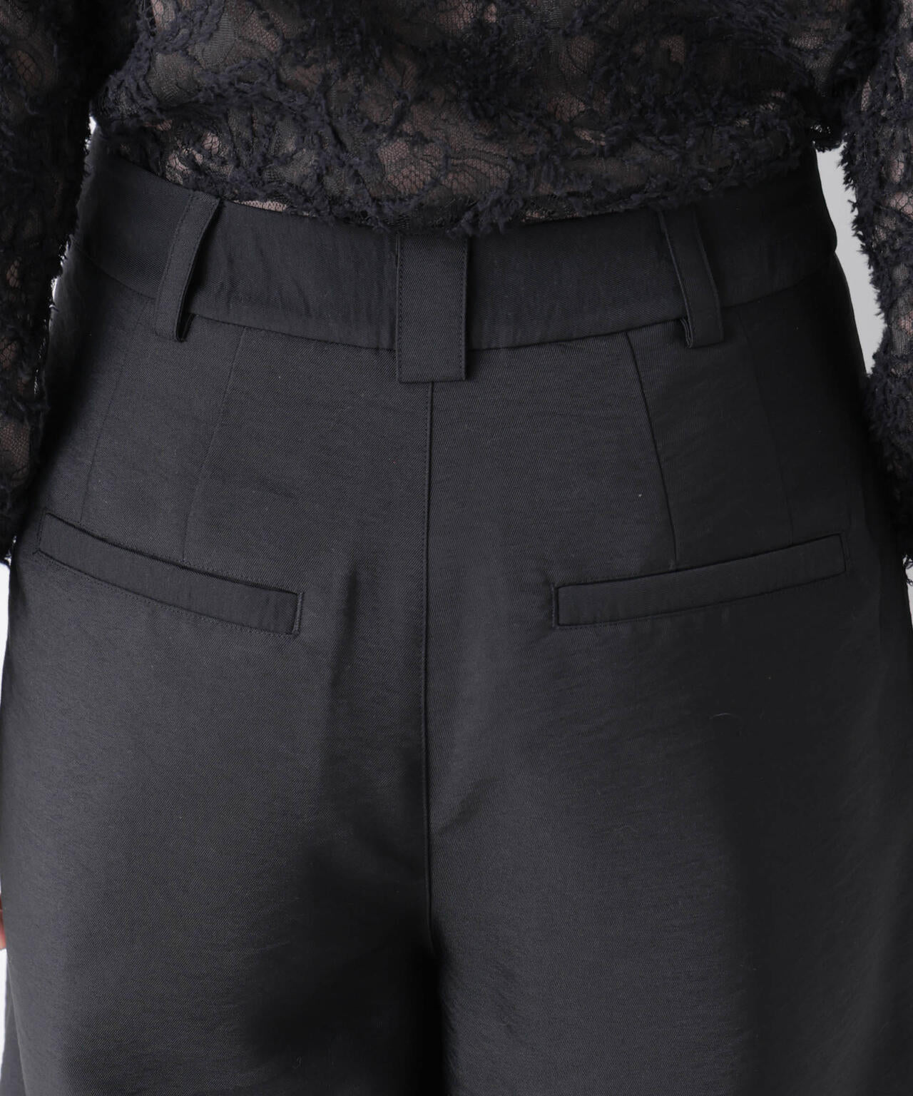 エアリーツイルボリュームキュロットパンツ