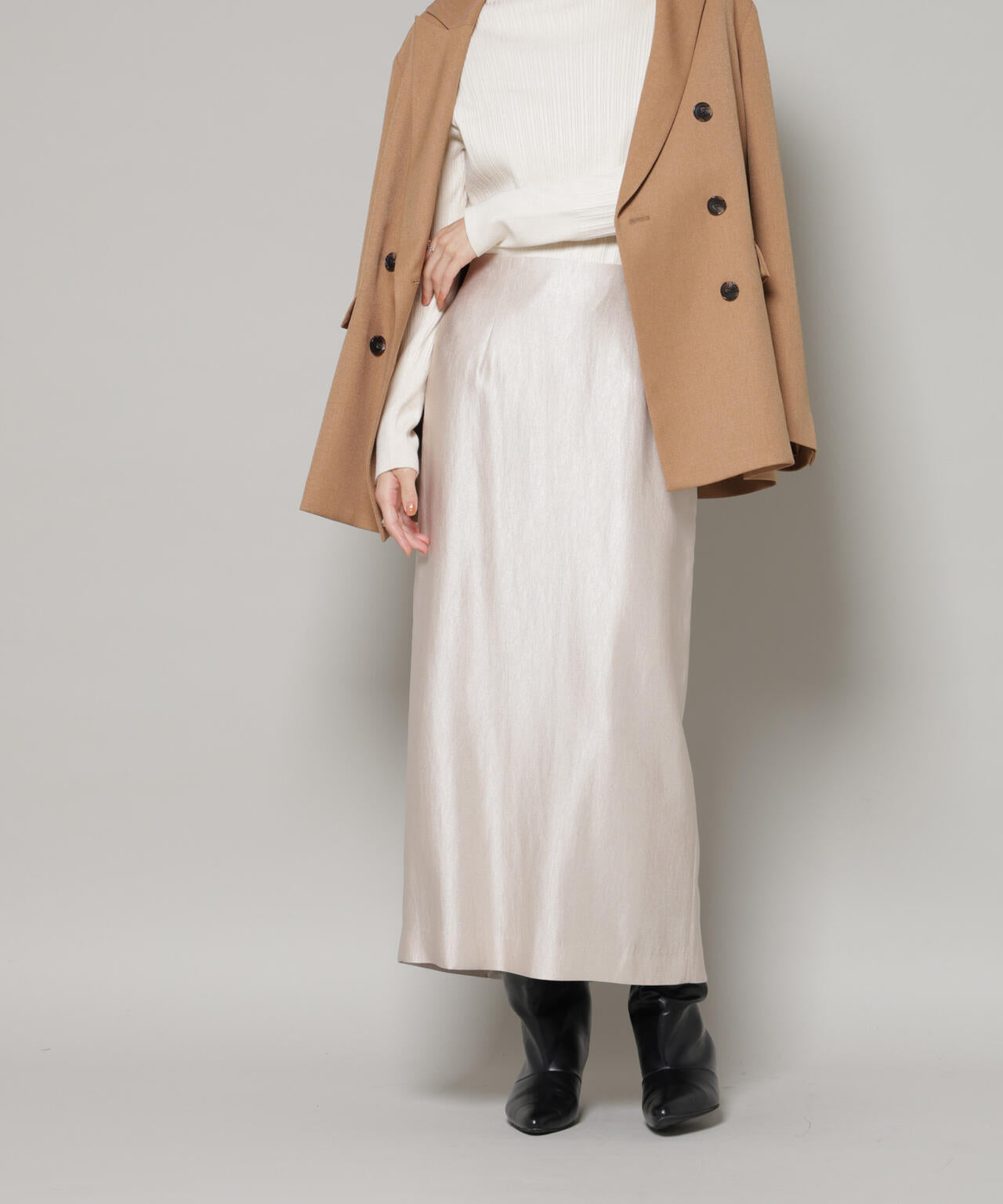 ブライトツイルサテンタイトスカート