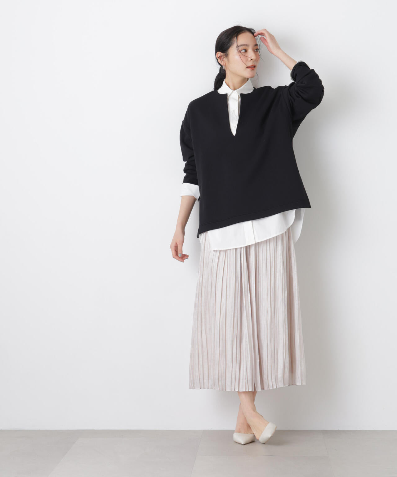 シャイニーサテンプリーツスカート