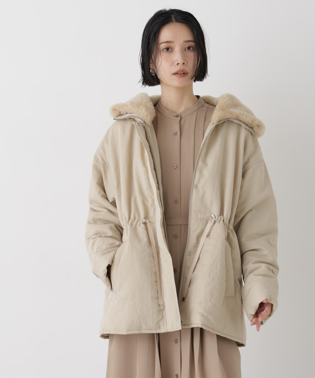 フェイクファーフードドロストブルゾン
