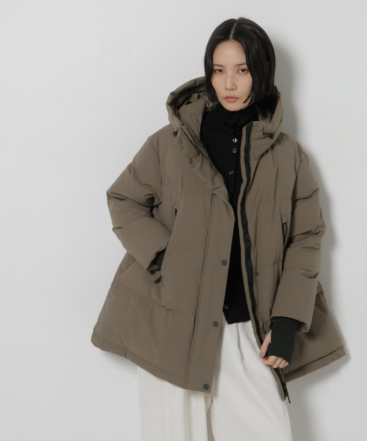「西川ダウン(R)」ソロテックスAラインダウン