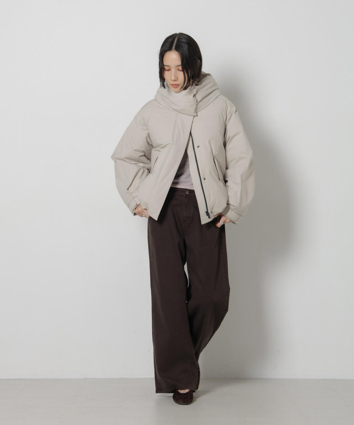 「西川ダウン(R)」ソロテックスショートダウン