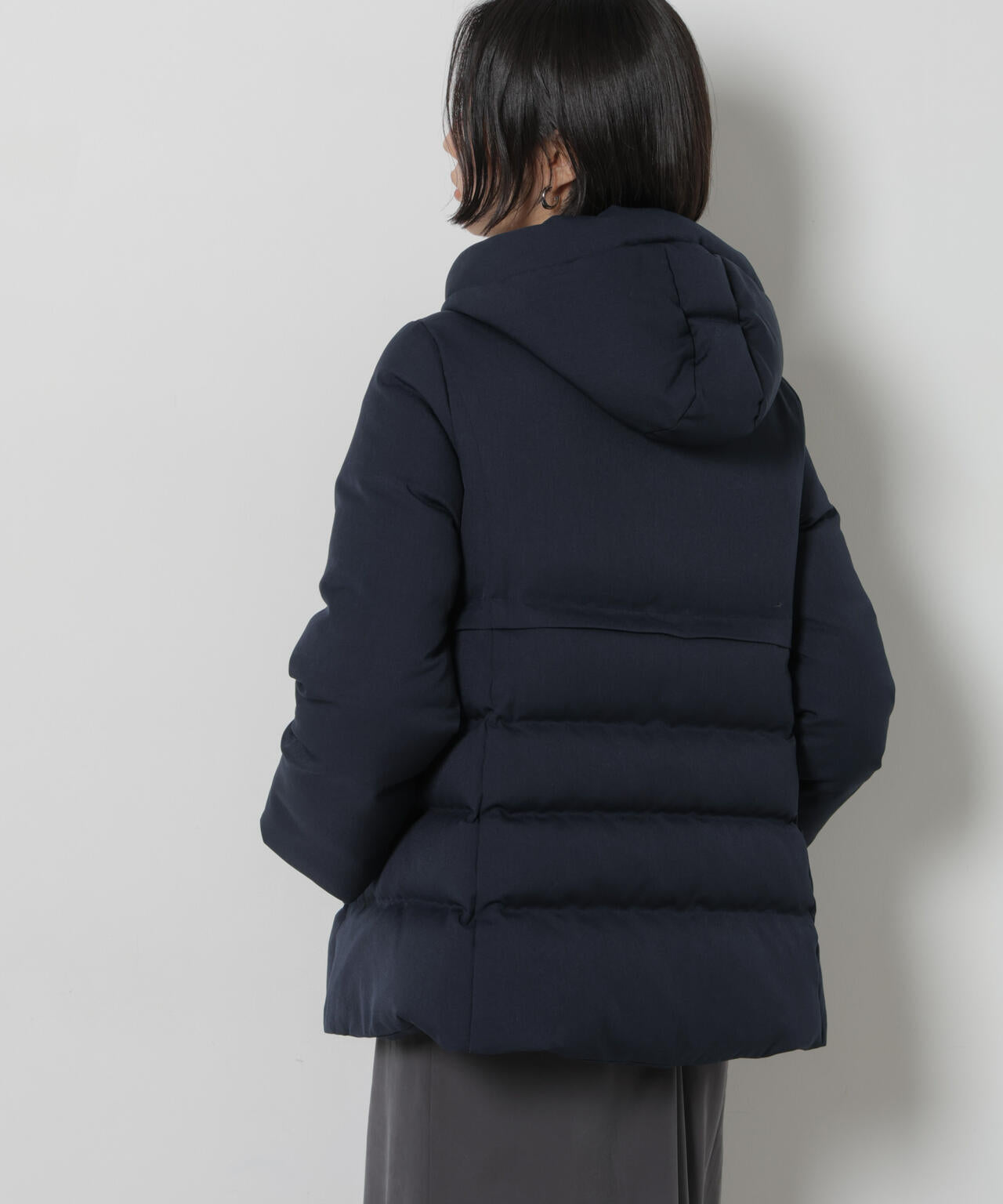 「西川ダウン(R)」サージショートダウン