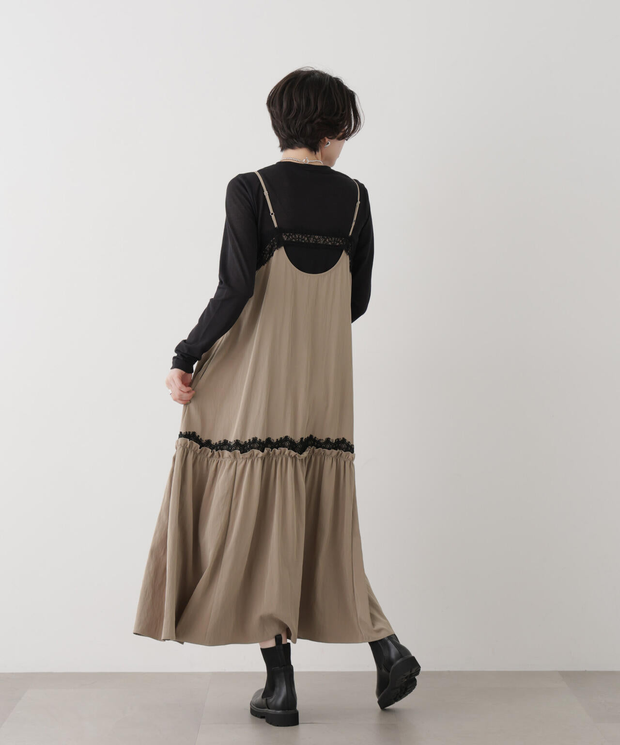 レーストリムツイルギャザーキャミワンピース