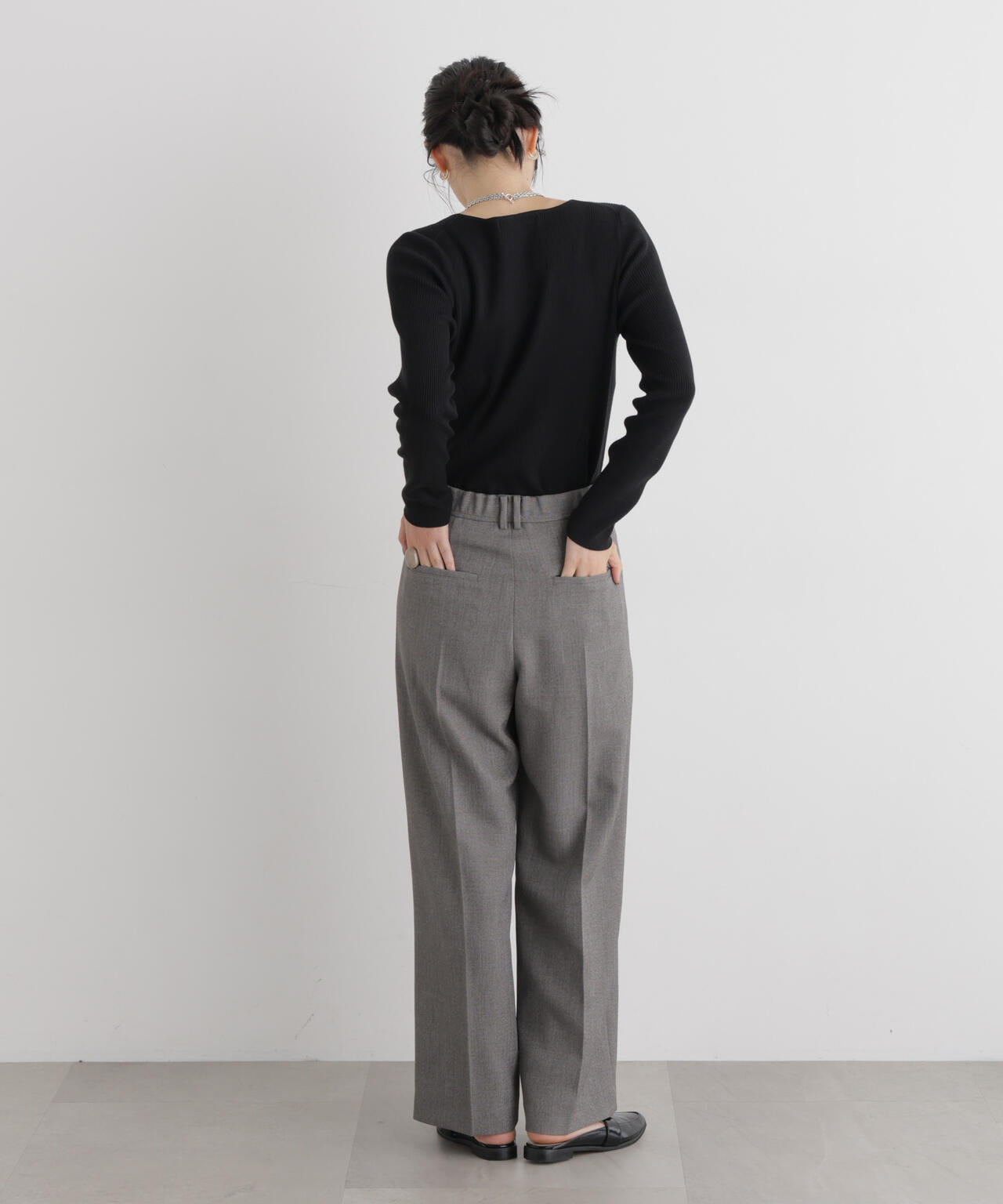CICA&UVカット加工スクエアネックリブニット
