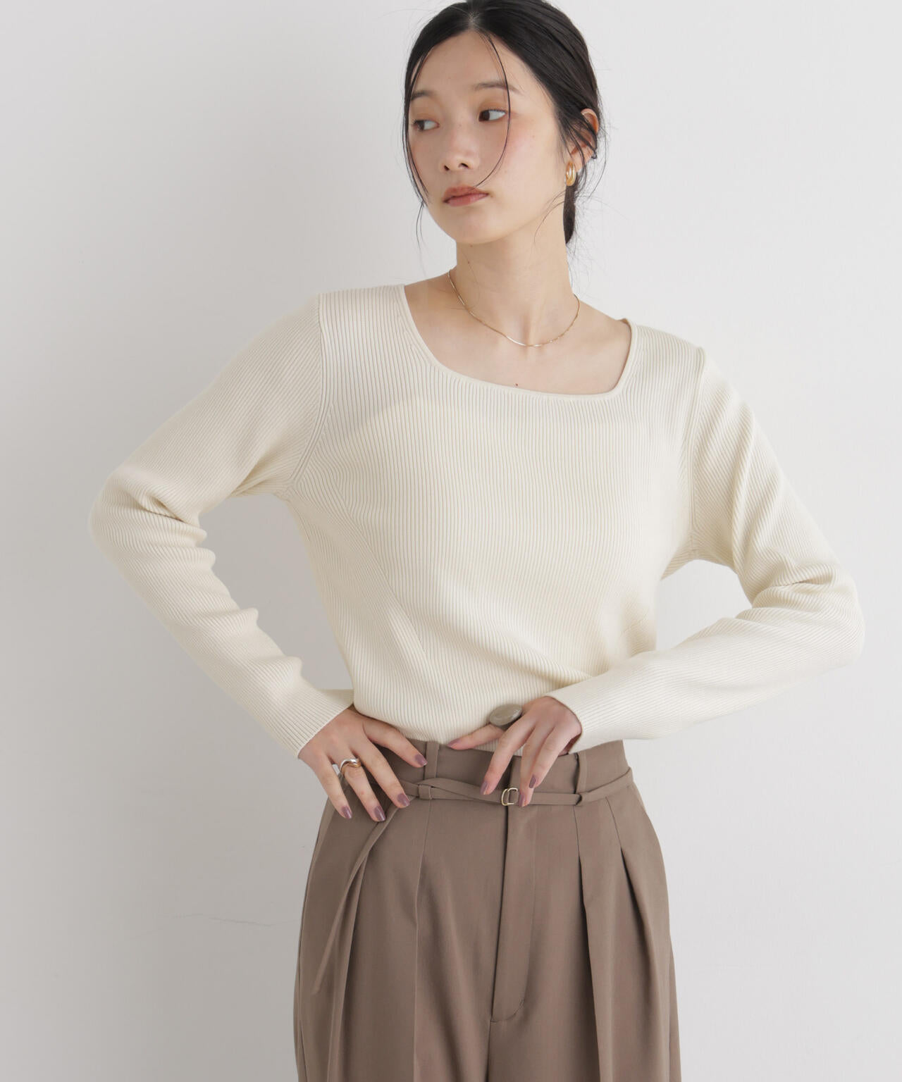 CICA&UVカット加工スクエアネックリブニット