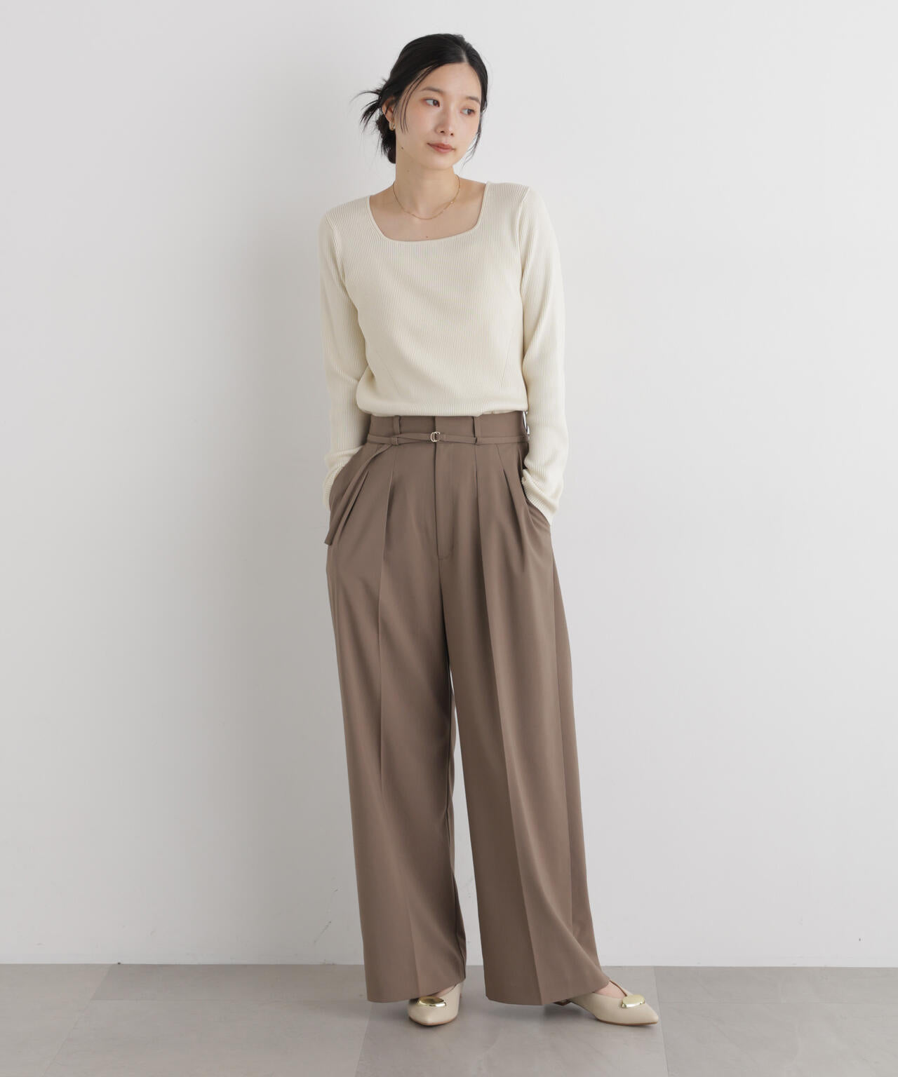 CICA&UVカット加工スクエアネックリブニット