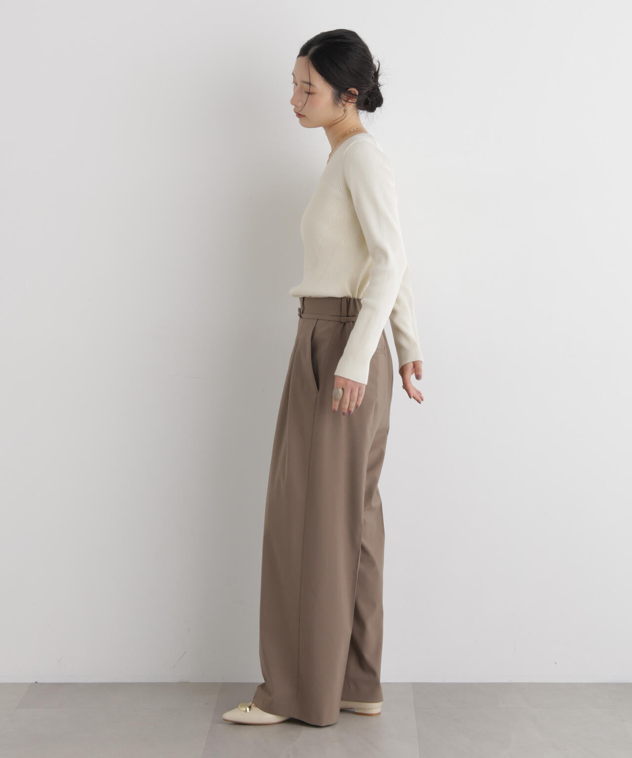 CICA&UVカット加工スクエアネックリブニット