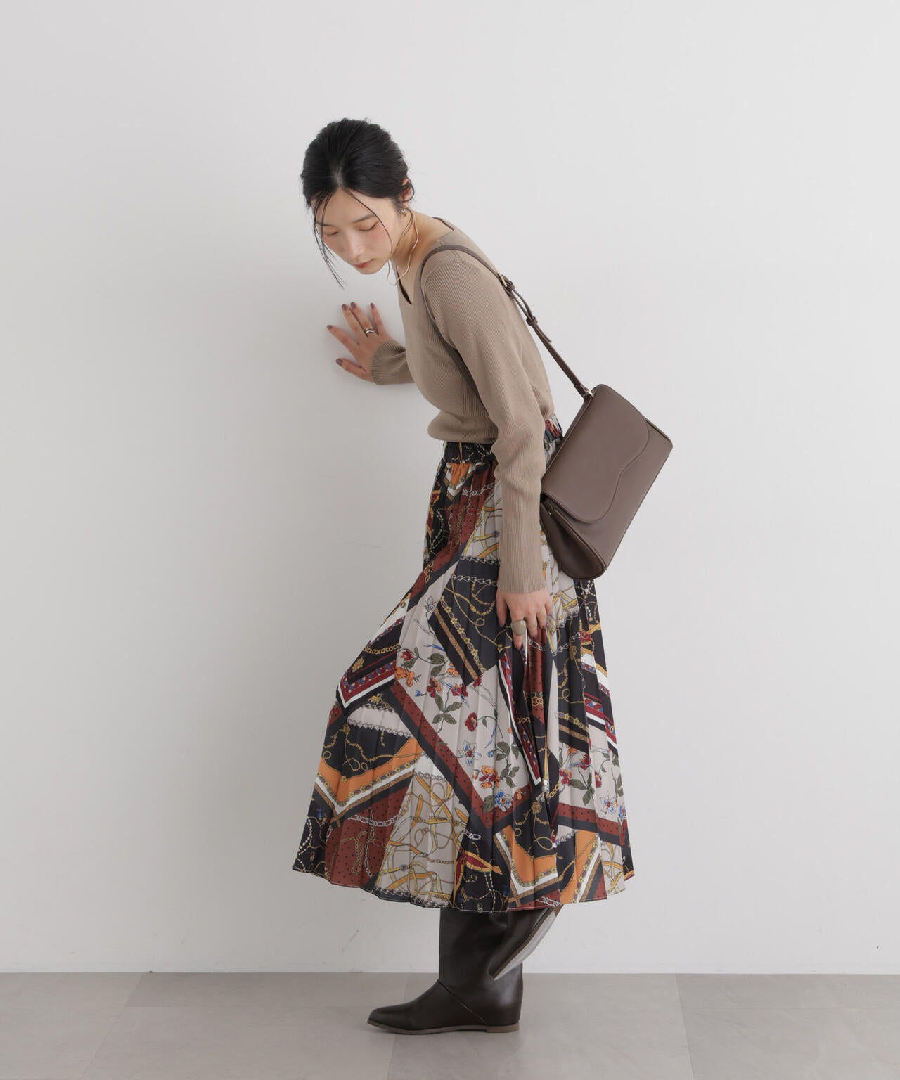 CICA&UVカット加工スクエアネックリブニット