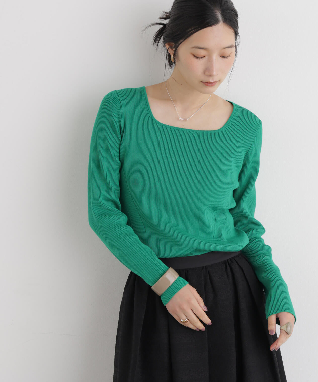 CICA&UVカット加工スクエアネックリブニット