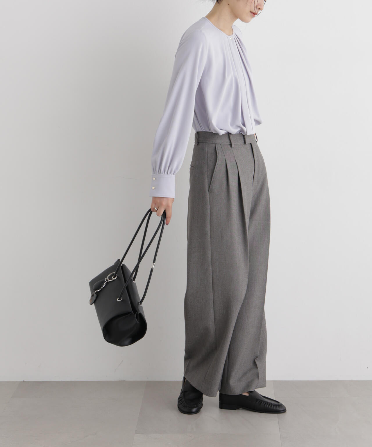シャンブレーシャークスキンタックセミワイドパンツ(セットアップ可)