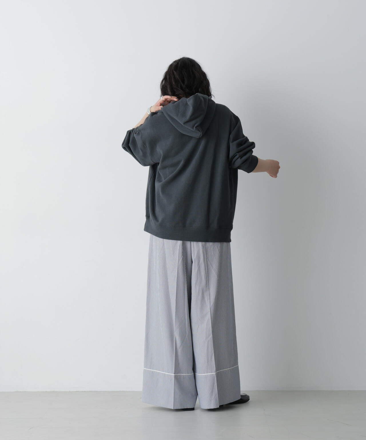 「STEVELOUR」スリーピーストライプパンツ(セットアップ可)
