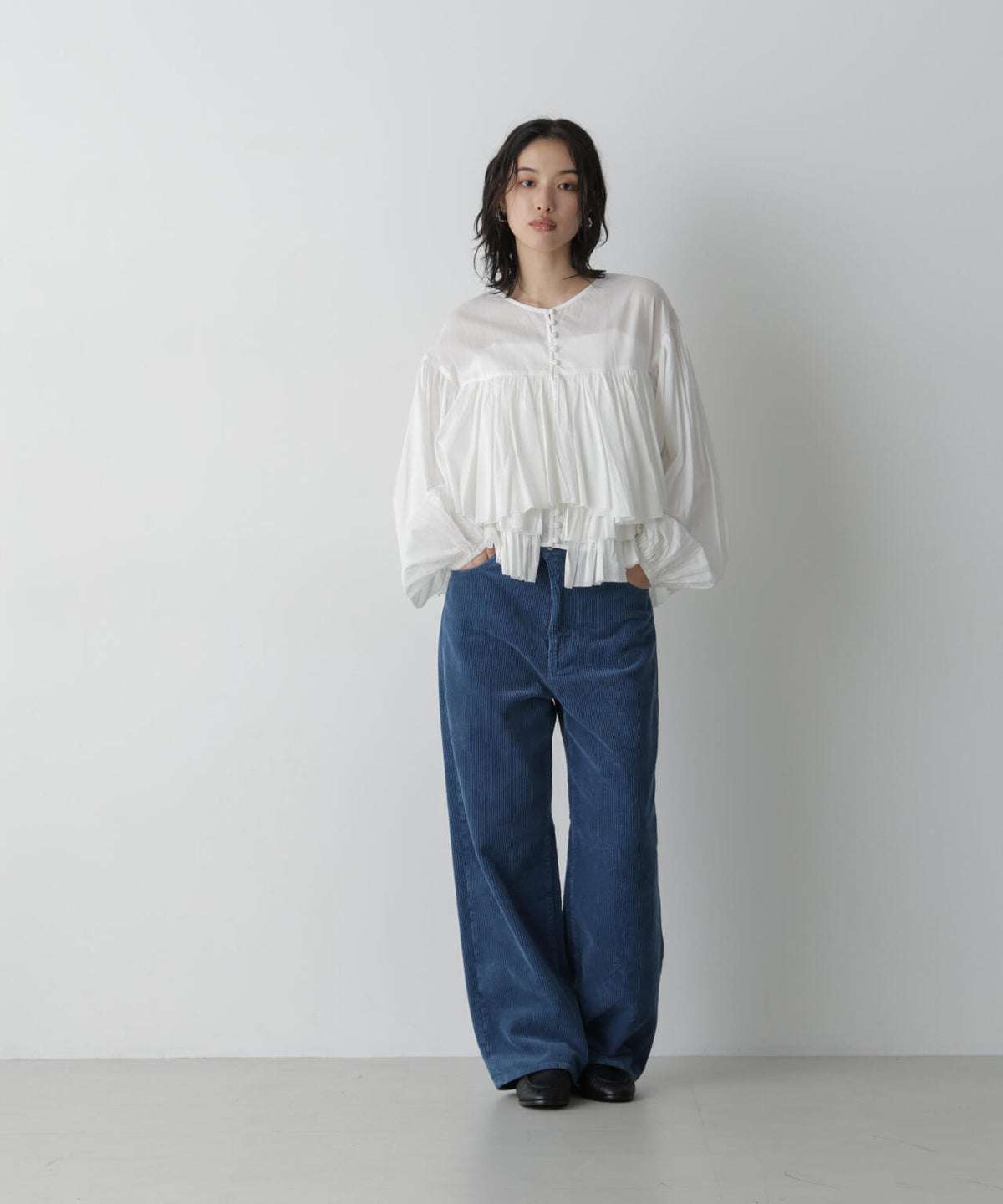 「STEVELOUR」太コールストレートパンツ