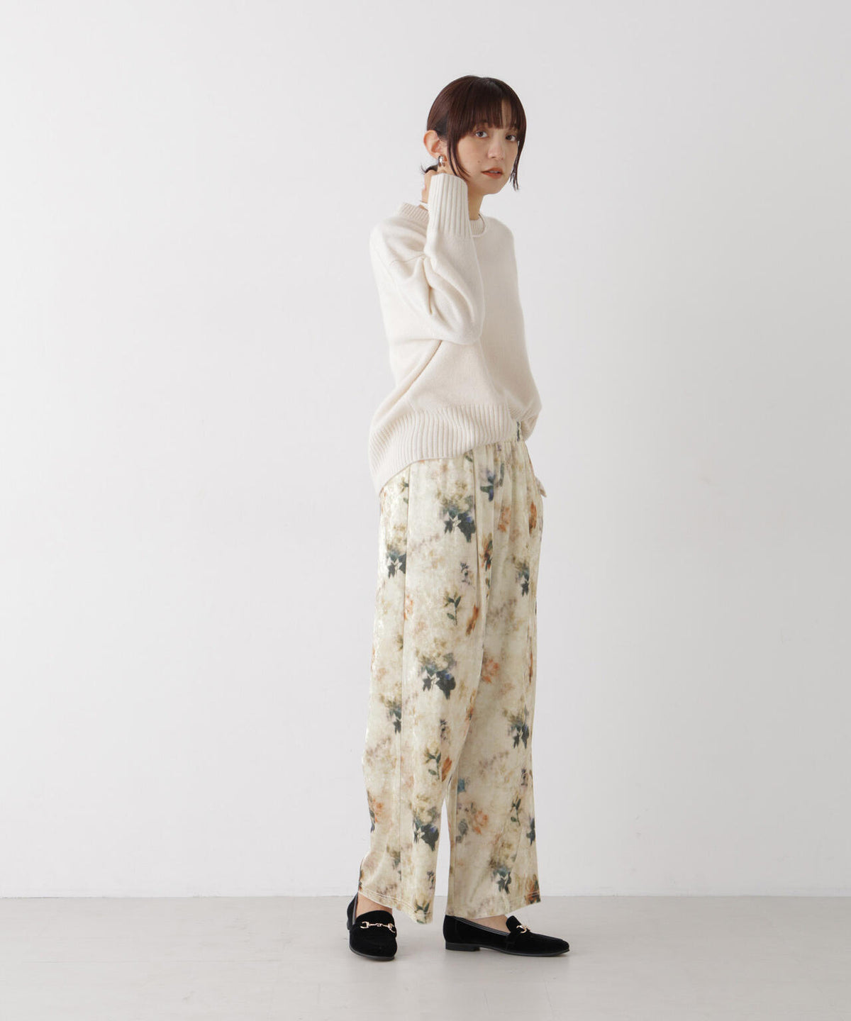 ベロアプリントパンツ
