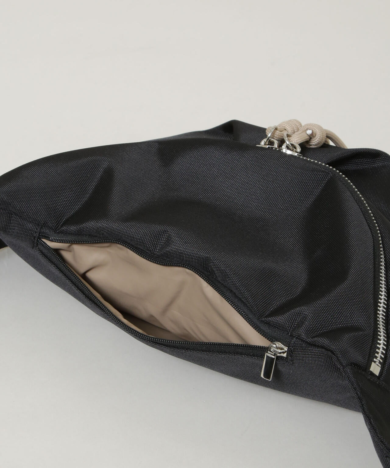 OUTDOOR PRODUCTS/【別注】OUTDOOR PRODUCTS Sling Bag