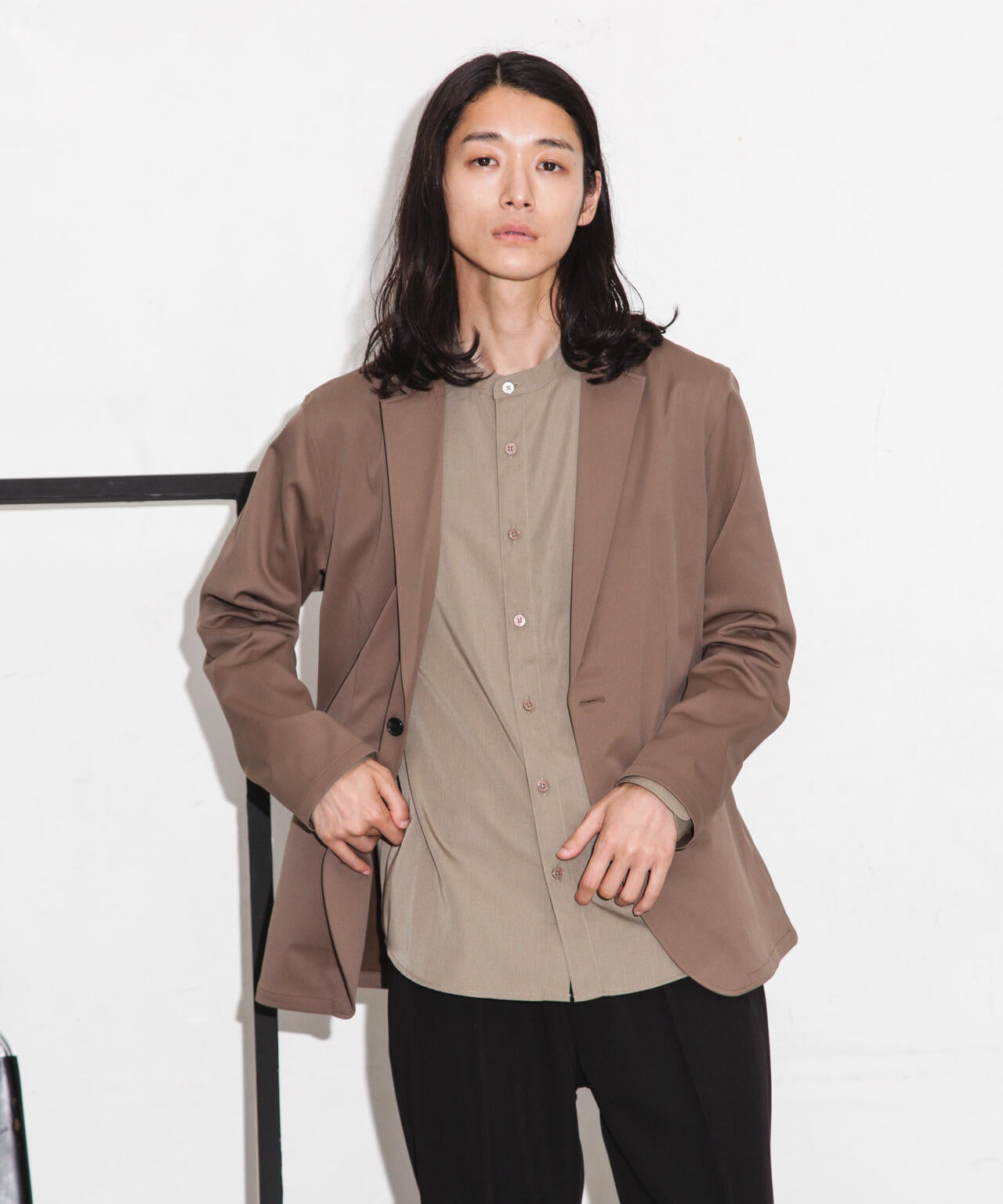 セクウェルサテンストレッチジャケット