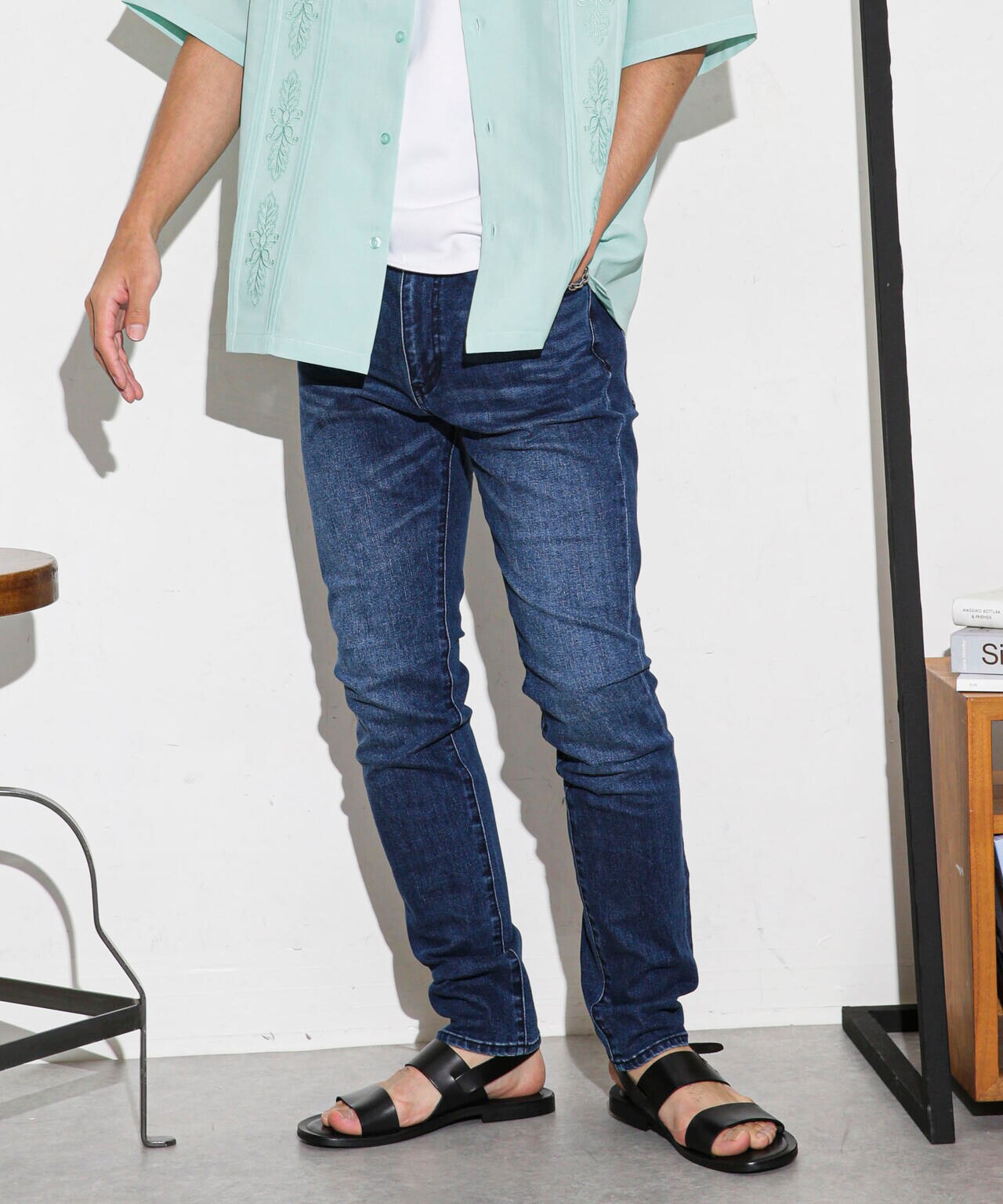 1f6e4344-dd02-5407-a1c1-8429e5a5c1cb_Image