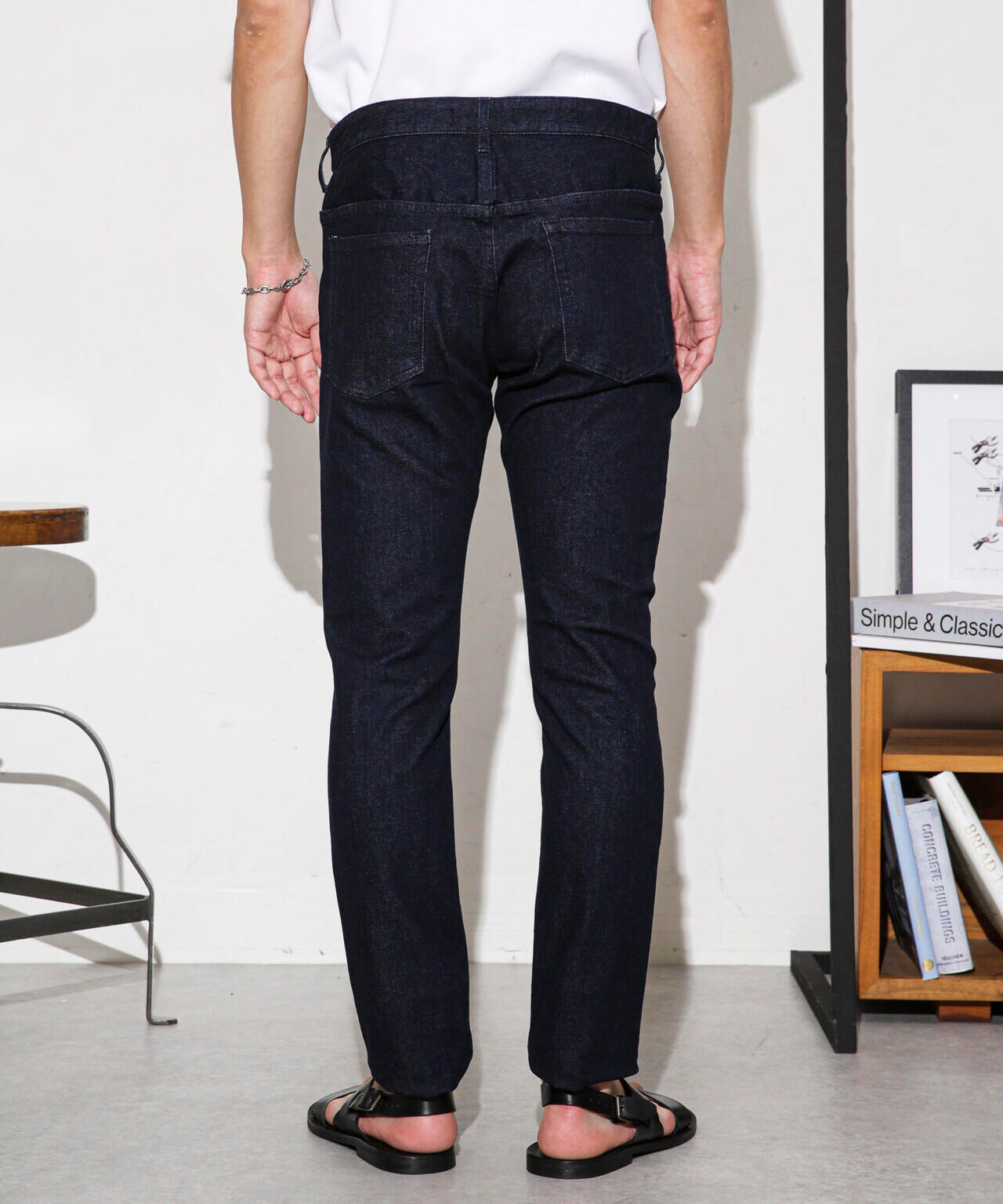 55e284ca-7e1b-56ed-a2ed-213142402778_Image