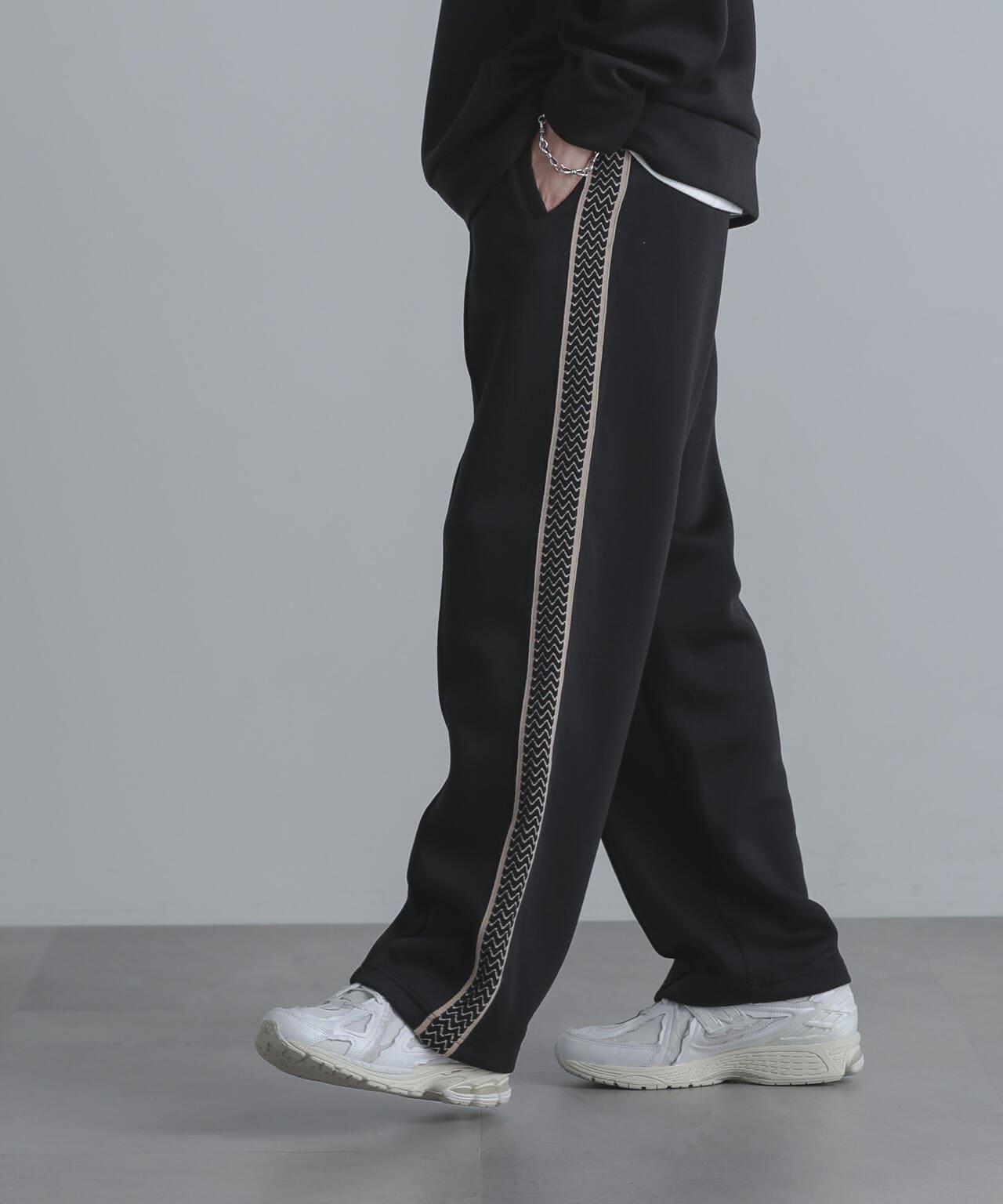 25ae2959-9291-5d7d-904c-6d9fba31cb26_Image