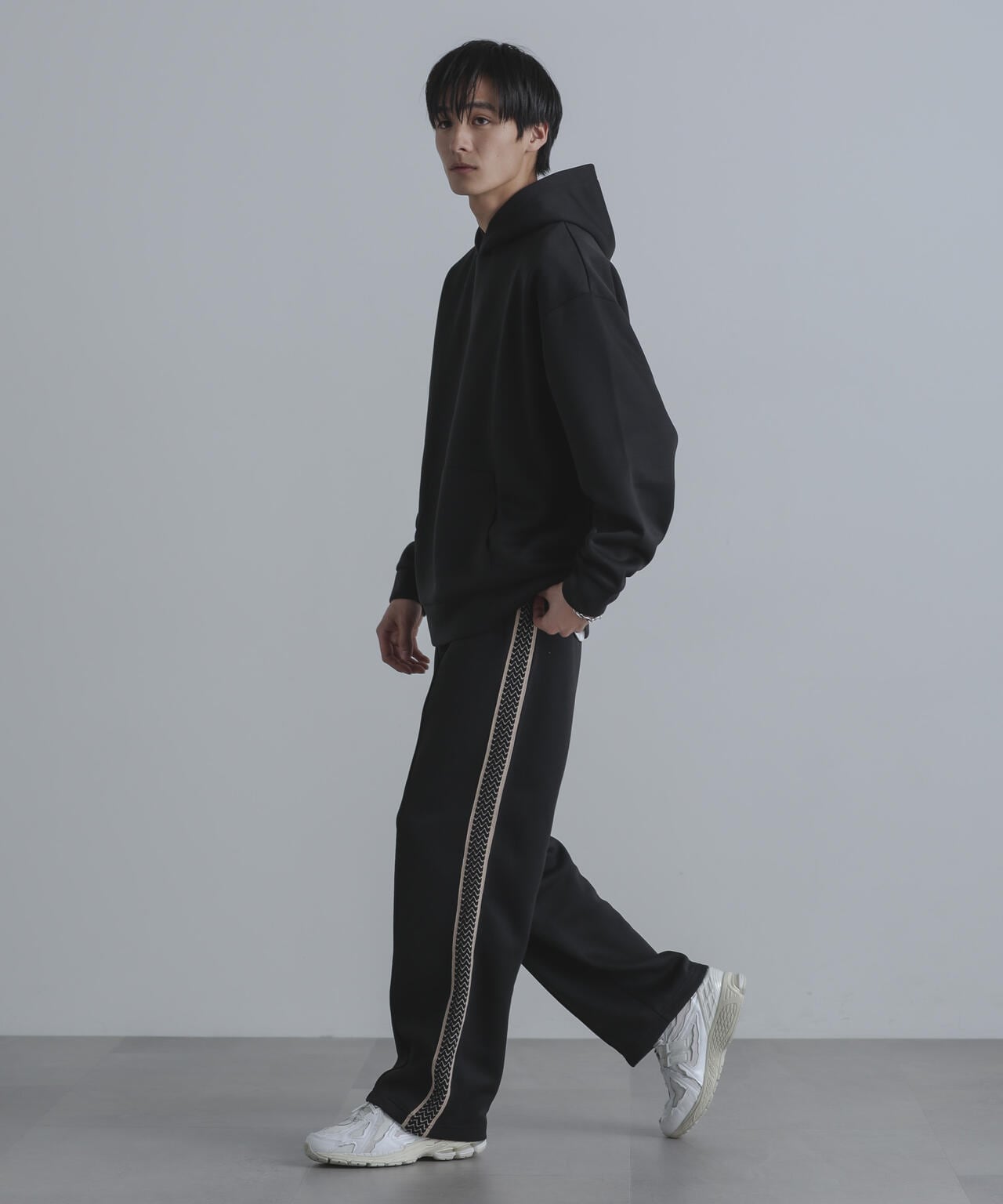 ボンディング側章トラックパンツ | NANO universe（ナノ・ユニバース