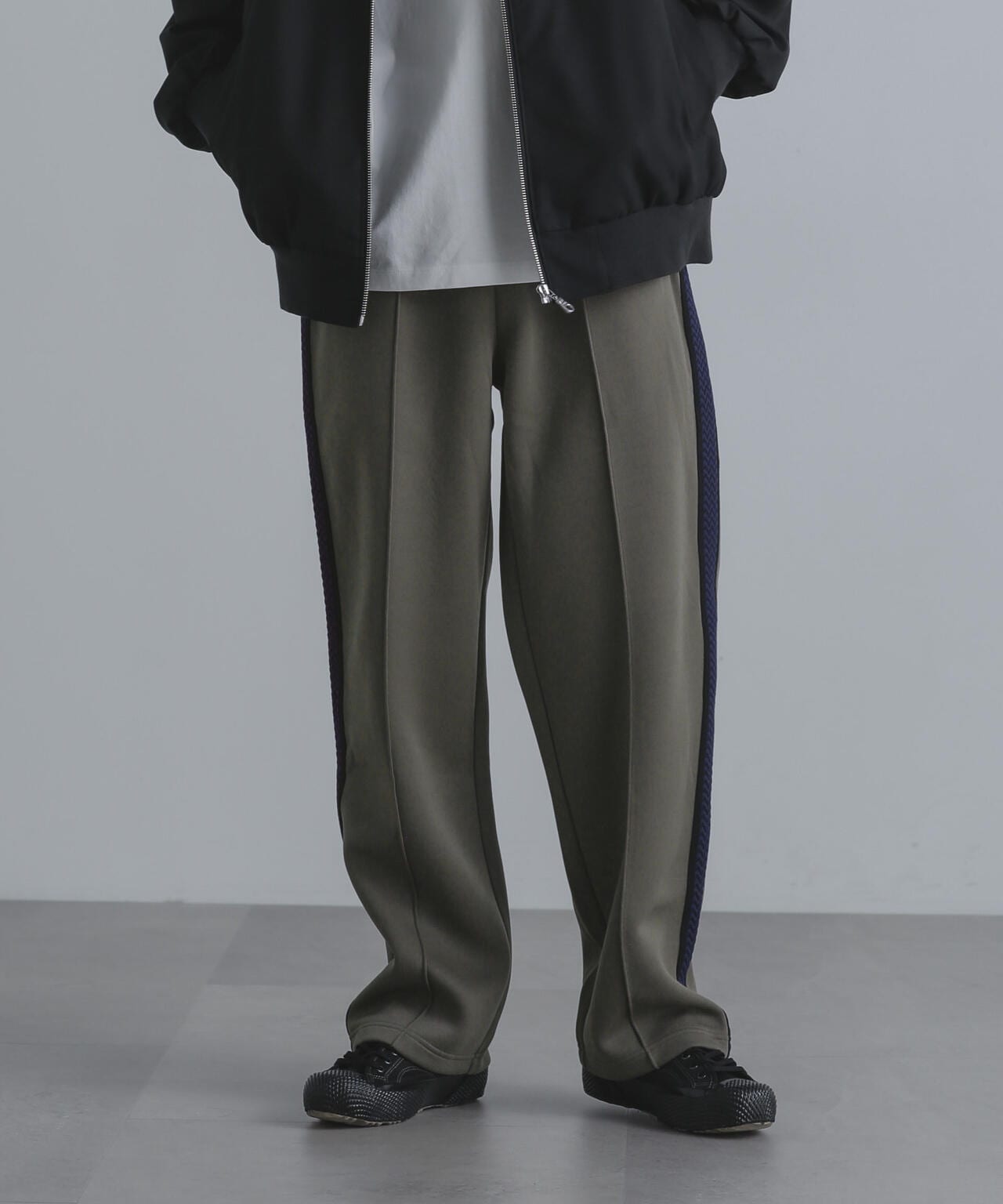 b46dd666-dd0e-56dc-8437-493fd4228777_Image