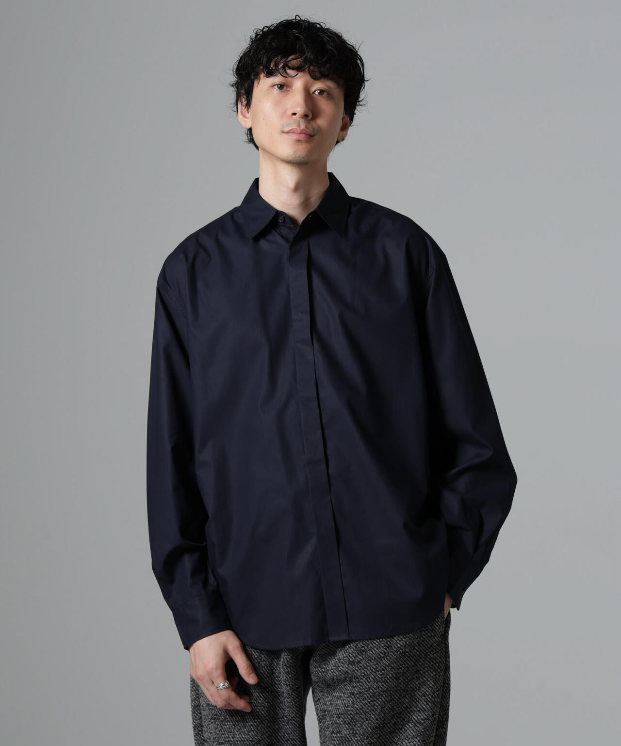 WEB限定/テンセルコットン比翼レギュラーカラーシャツ | NANO universe