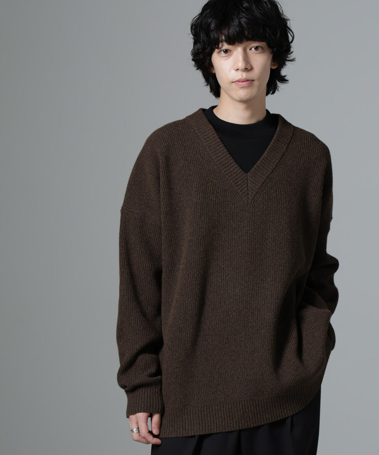 WEB限定/Vネックオーバーサイズニット | NANO universe（ナノ