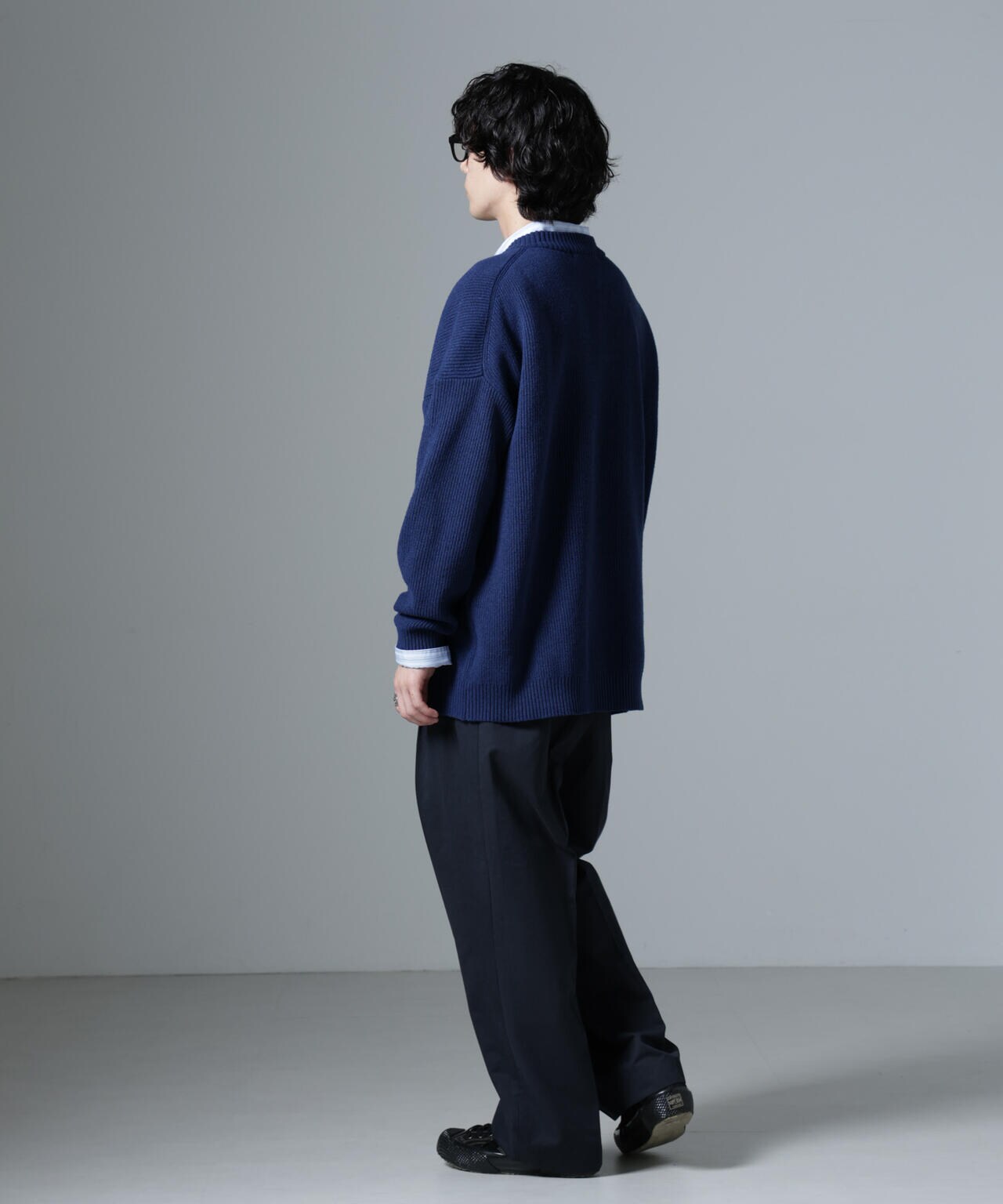 WEB限定/Vネックオーバーサイズニット | NANO universe（ナノ