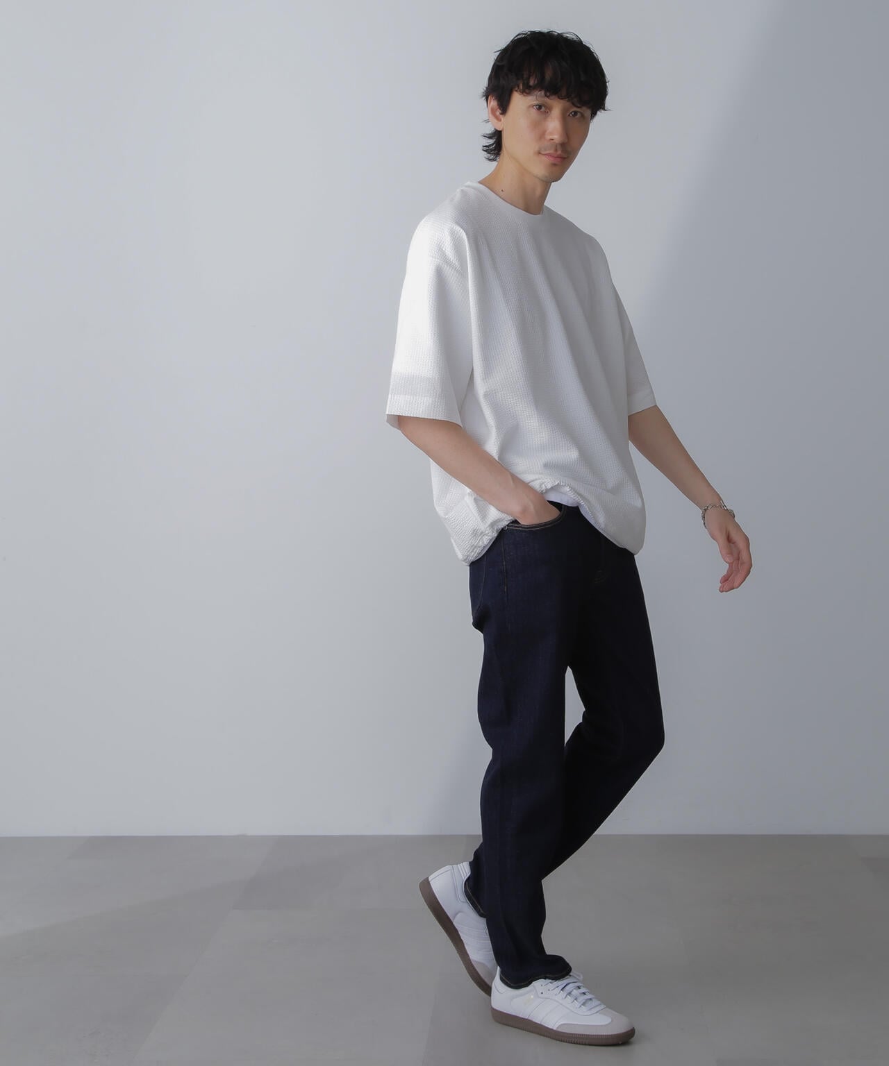 4b0fdef9-f0b9-533b-ba48-3dd353b8be6d_Image